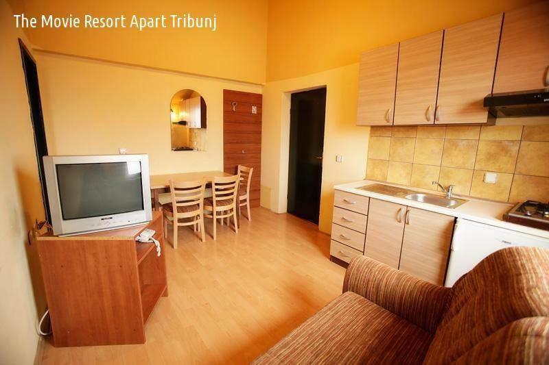 The Movie Resort Aparthotel Tribalj Buitenkant foto